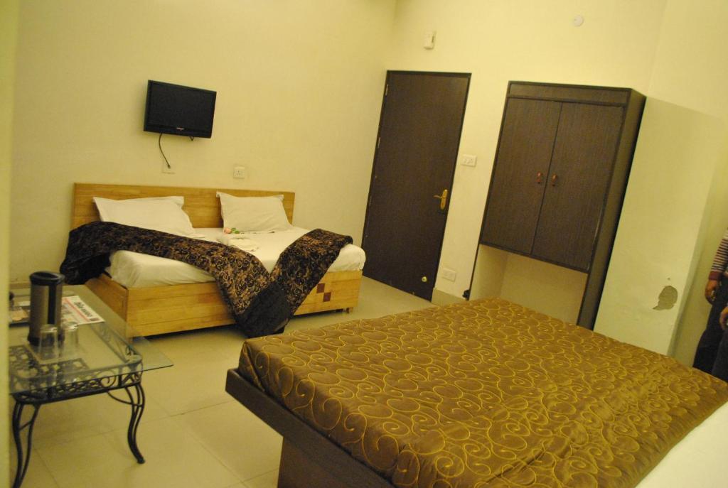Hotel Golden Deluxe Dzsaipur Kültér fotó