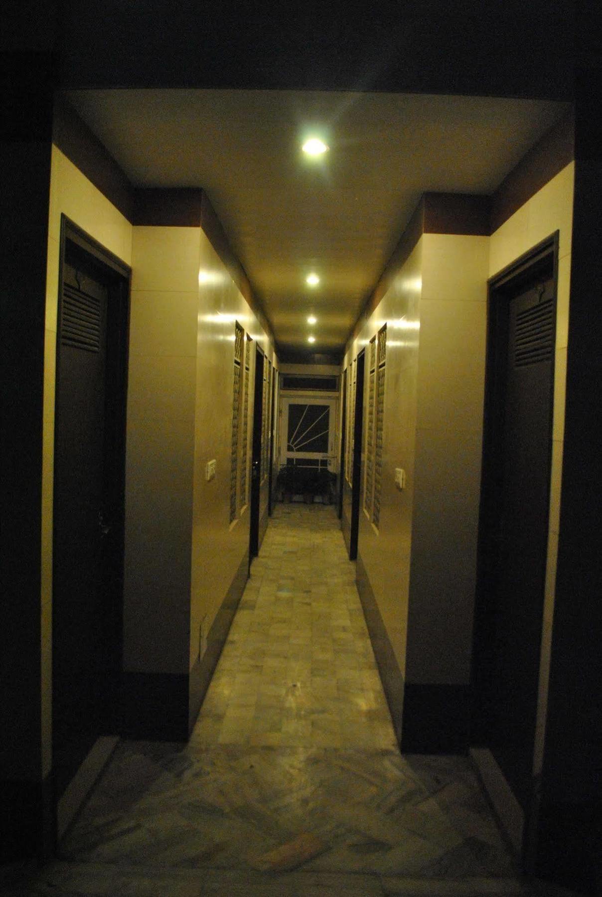 Hotel Golden Deluxe Dzsaipur Kültér fotó